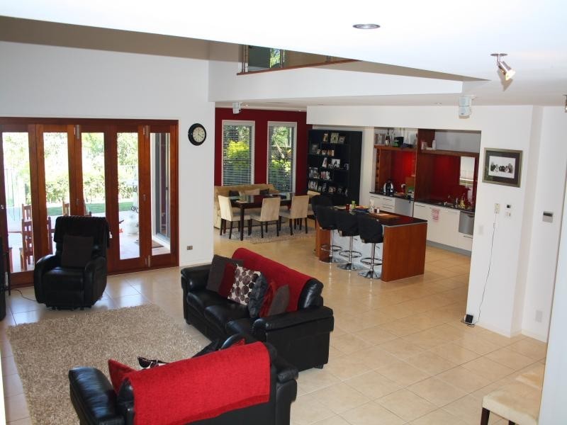 17/115 Peregian Springs Dve, Peregian Springs QLD 4573