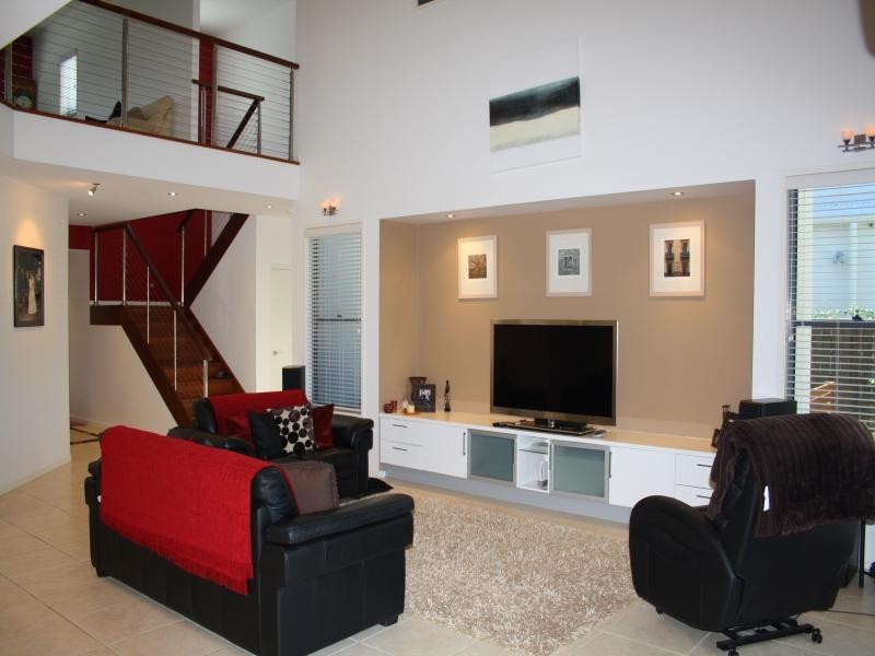 17/115 Peregian Springs Dve, Peregian Springs QLD 4573