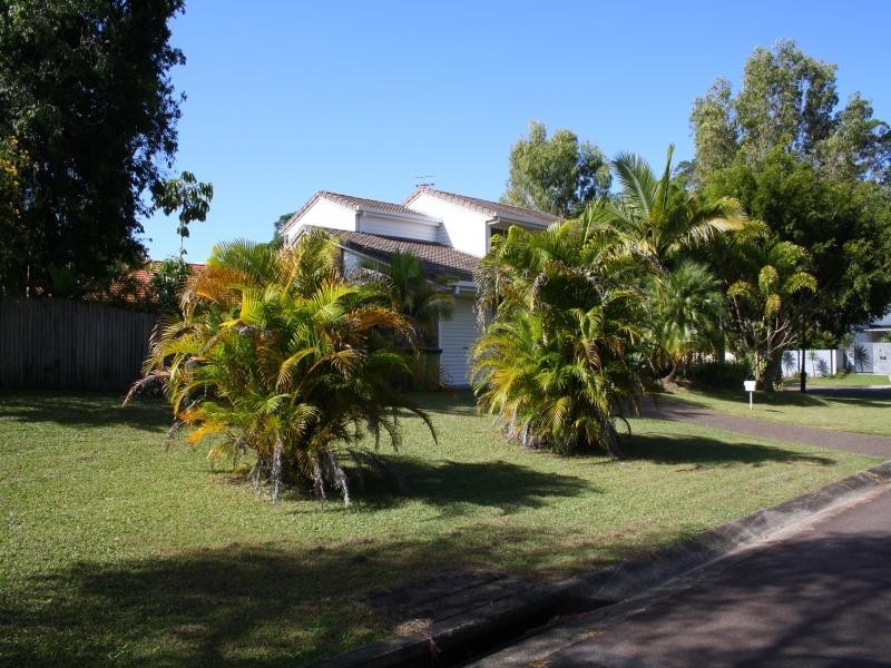72 Lakes Entrance Blvd, Noosaville QLD 4566