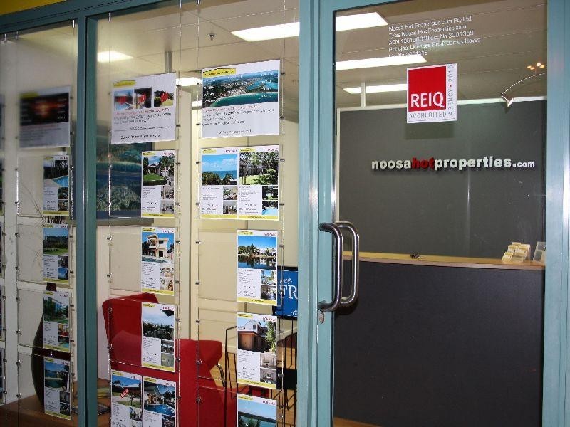 Shop14a 14 Gibson Road, Noosaville QLD 4566