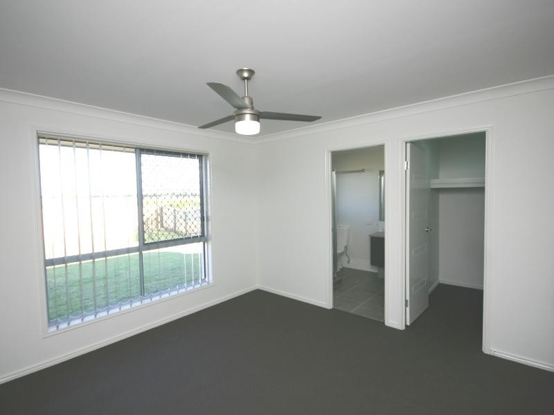 4/550 Marine Parade, Biggera Waters QLD 4216