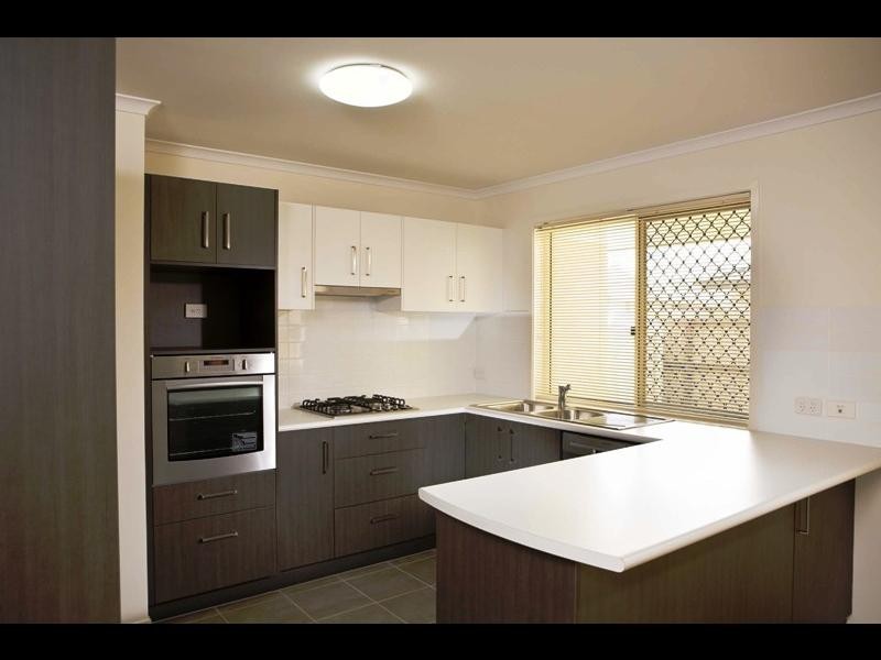 31 Elsie Road, Kallangur QLD 4503