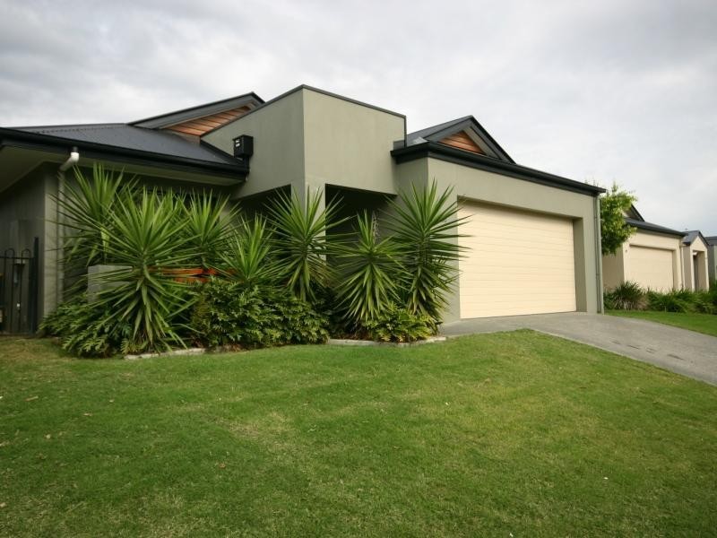 Lot 101/19 Santa Barbara Road, Hope Island QLD 4212