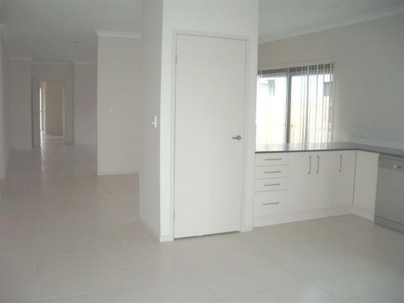 Lot 101/19 Santa Barbara Road, Hope Island QLD 4212