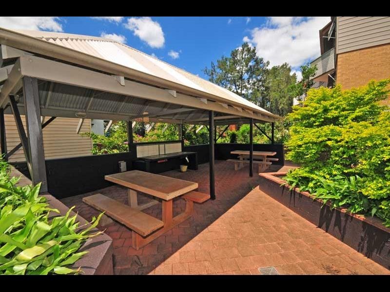 492 Main Street, Kangaroo Point QLD 4169