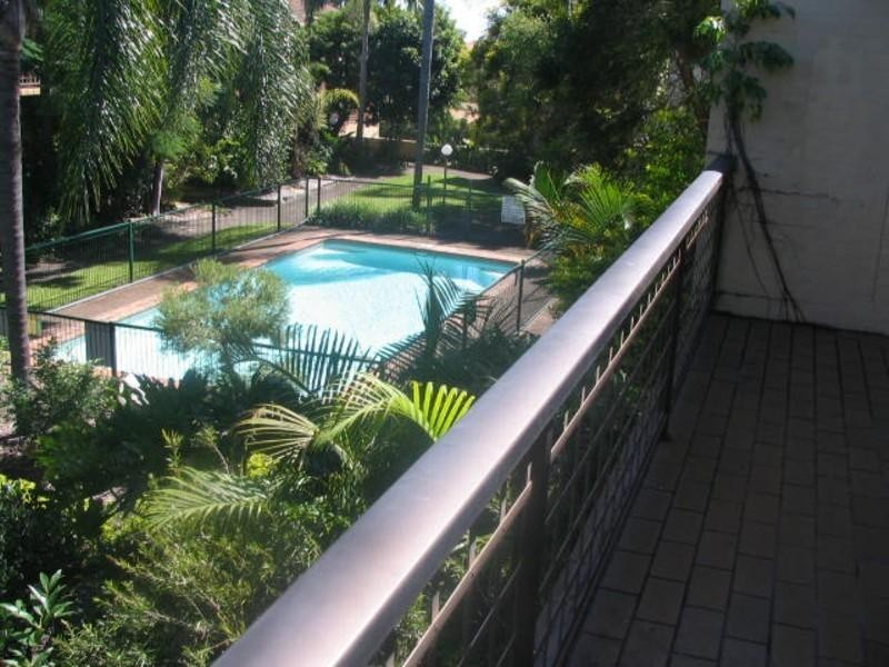 D/111 Markeri Street, Mermaid Waters QLD 4218