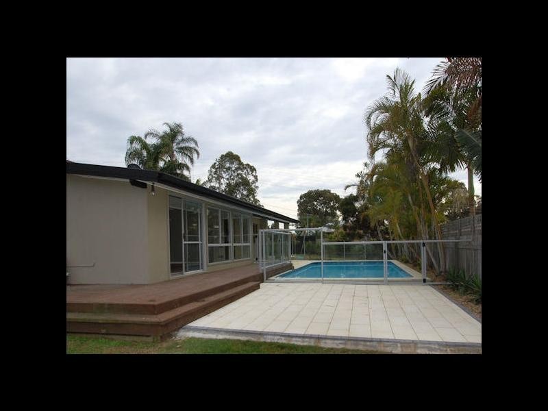 39 Mungala St, Hope Island QLD 4212