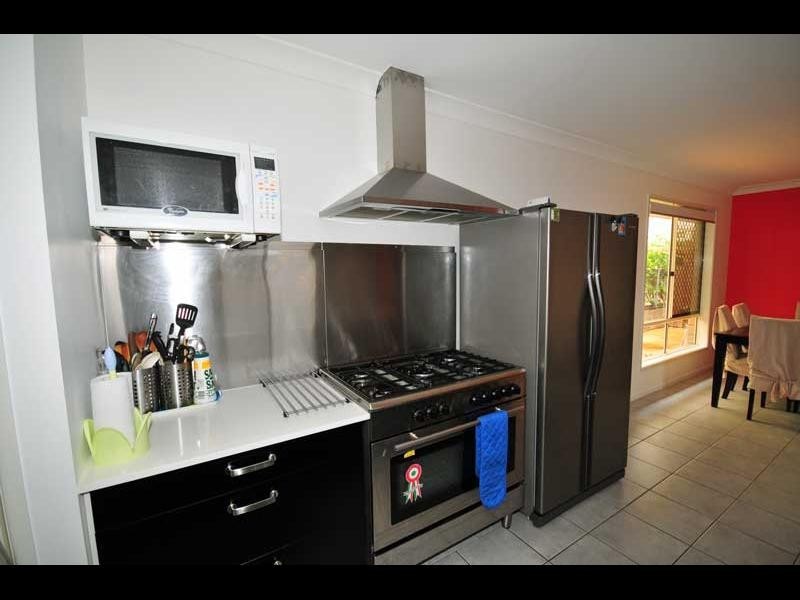 87 Dartmouth Street, Coopers Plains QLD 4108