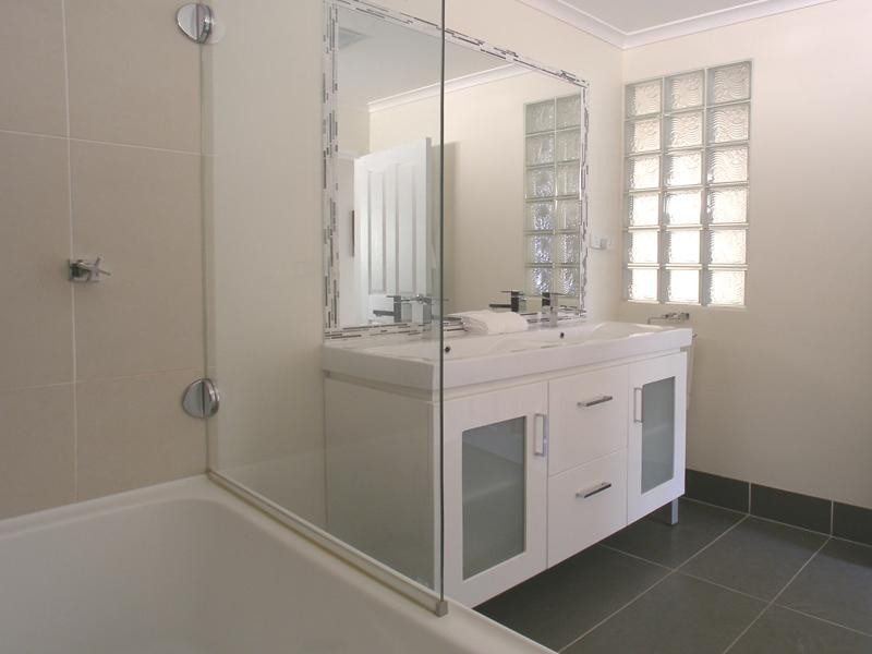 16 Palm Street, Holloways Beach QLD 4878