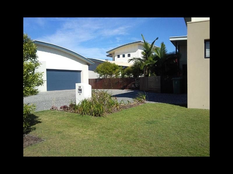 1/19 Catalina Drive, Mudjimba QLD 4564