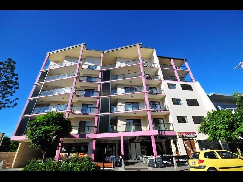 23 Tristan Court, Benowa QLD 4217