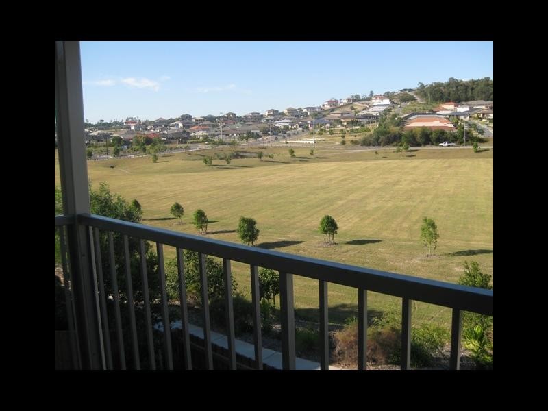 30 Carmarthen Circuit, Pacific Pines QLD 4211