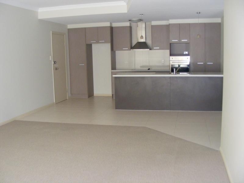 11/26 Sydney Street, Redcliffe QLD 4020