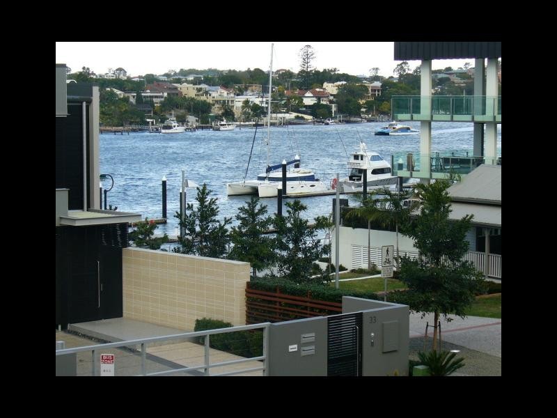 50 Macquarie Street, Teneriffe QLD 4005