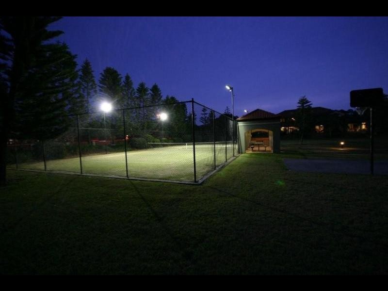 82/19 Santa Barbara Road, Hope Island QLD 4212