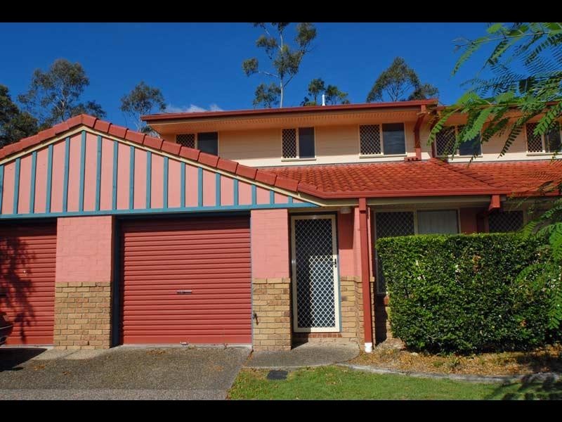 1230 Creek Road, Carindale QLD 4152