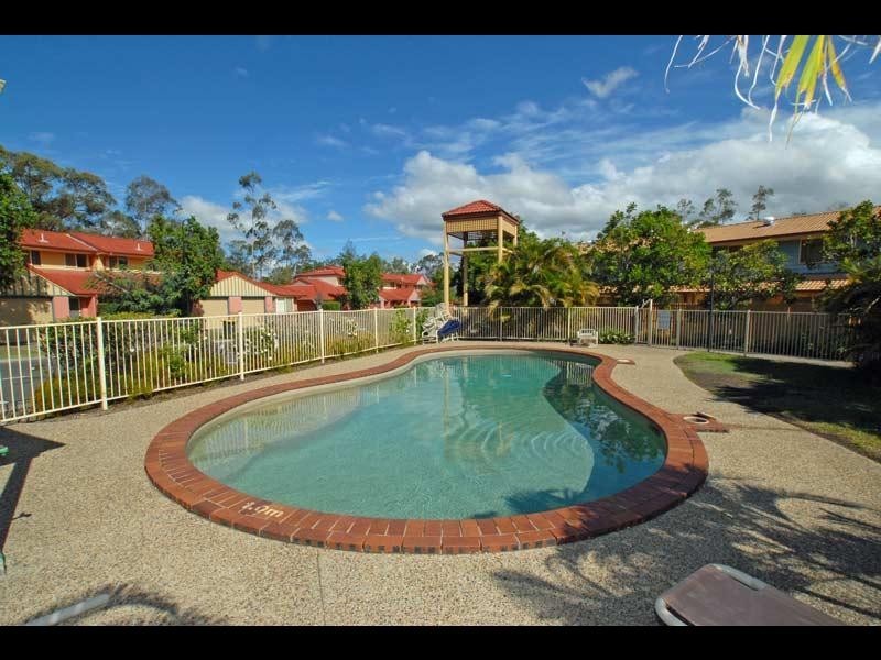 1230 Creek Road, Carindale QLD 4152