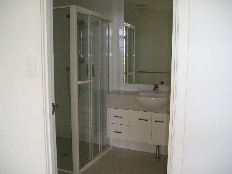 22 Riverview Terrace, Indooroopilly QLD 4068