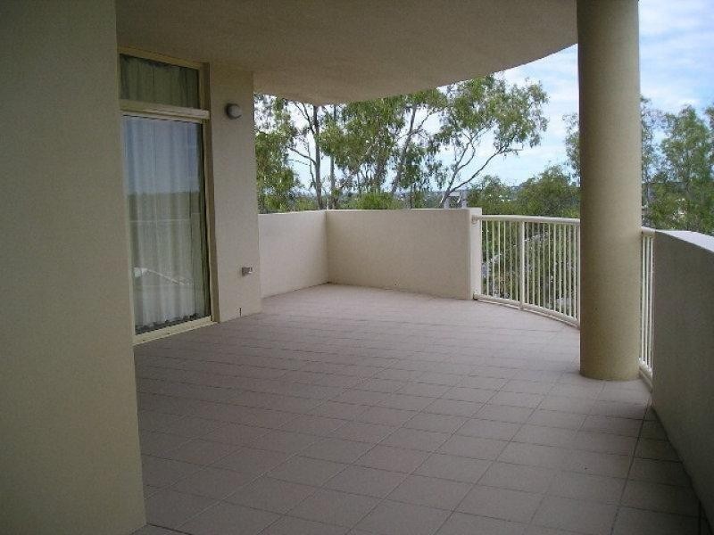 22 Riverview Terrace, Indooroopilly QLD 4068