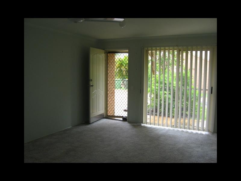 13 Birch Crt, Oxenford QLD 4210