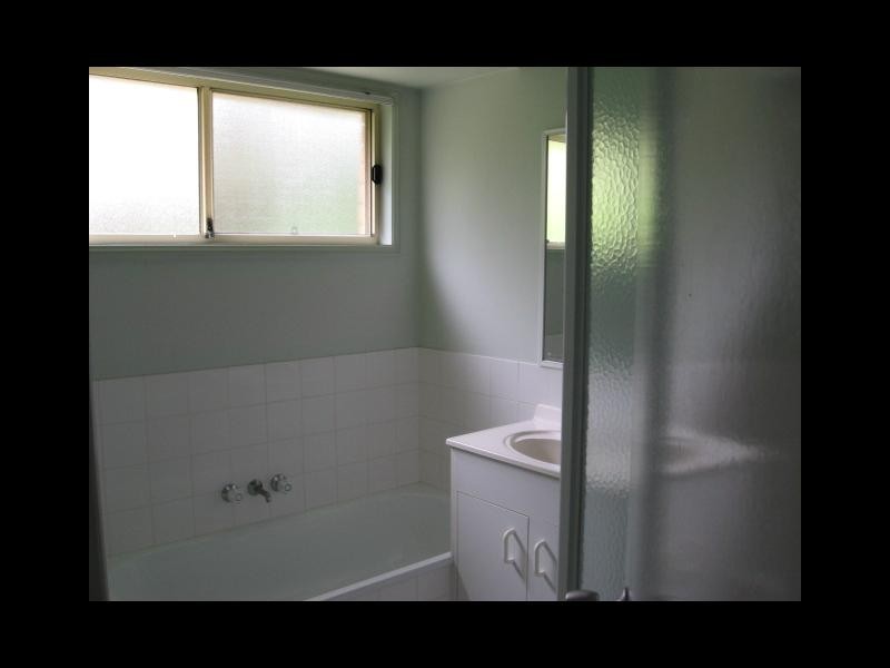13 Birch Crt, Oxenford QLD 4210