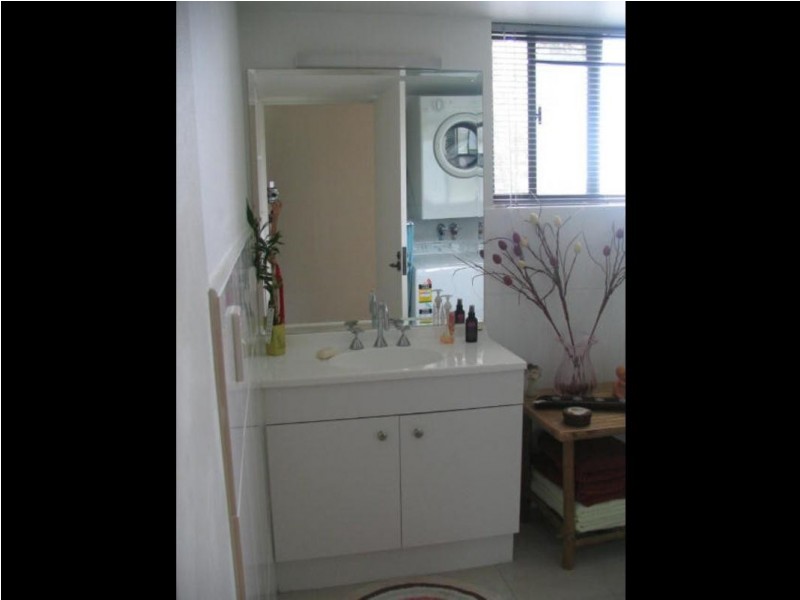 110/111 Markeri Street, Mermaid Waters QLD 4218