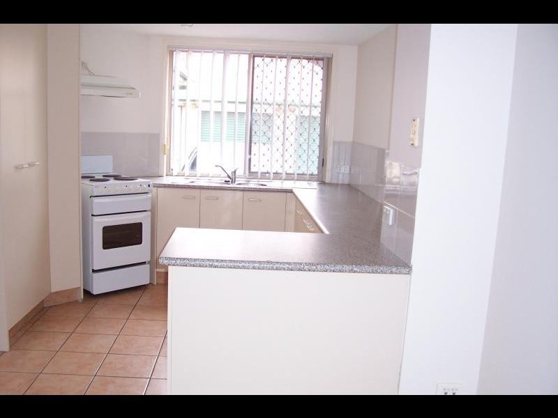 220 Christine Ave, Burleigh Waters QLD 4220