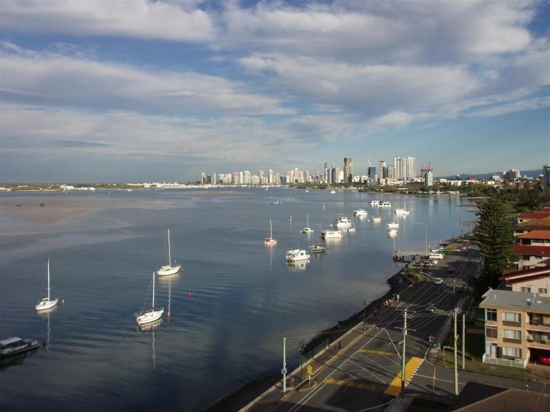 300 Marine Parade, Labrador QLD 4215