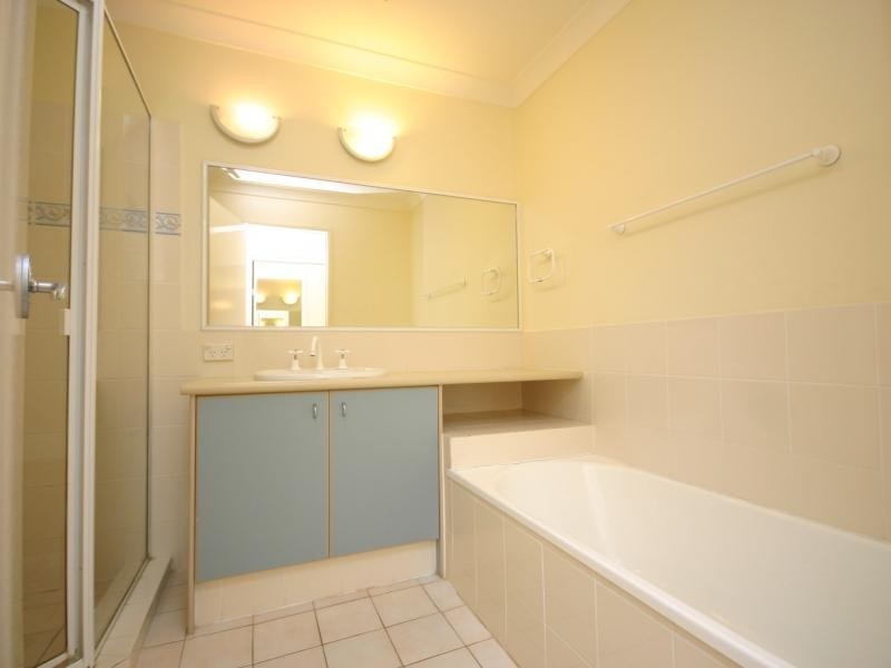 Lot 30/19 Santa Barbara Road, Hope Island QLD 4212