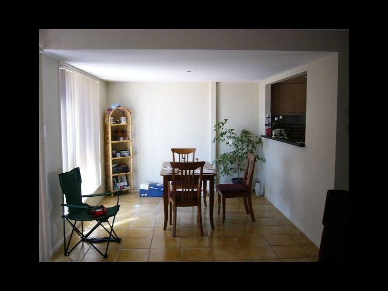 09/26 Buckingham Place, Eight Mile Plains QLD 4113