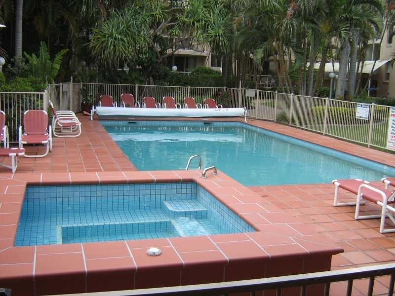 22/15 Santa Monica Blvd, Miami QLD 4220