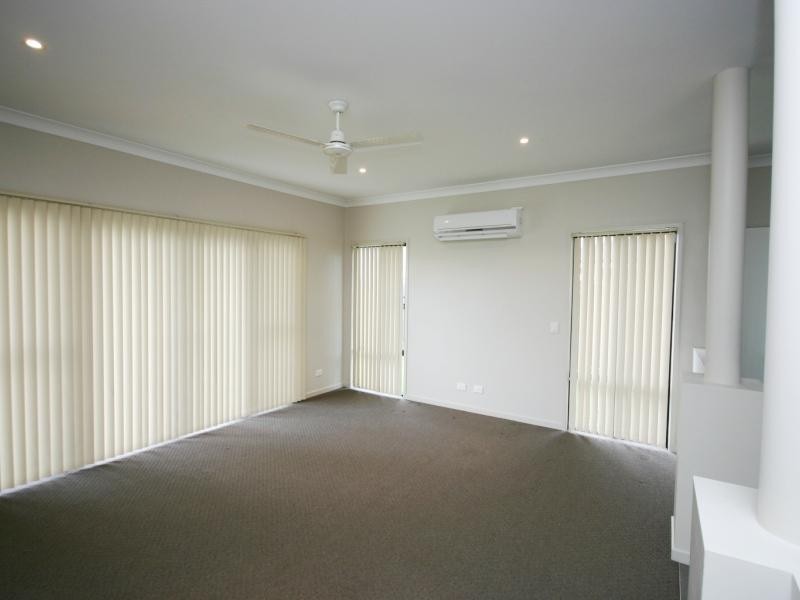 Lot 105/19 Santa Barbara Road, Hope Island QLD 4212