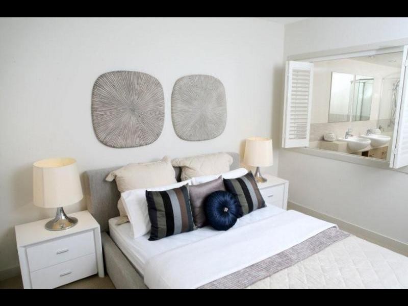 1 Cnr Angus & Hornibrook Esplanade, Clontarf QLD 4019