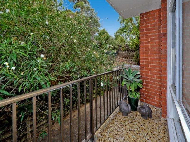 16/76 Lenthall Street, Kensington NSW 2033
