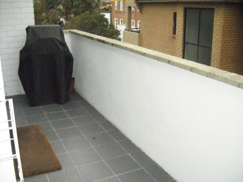 12/68 Beach Road, Bondi NSW 2026