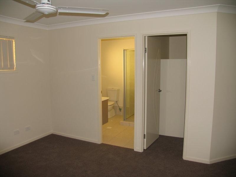 10 Cottonwood Court, Springfield Lakes QLD 4300