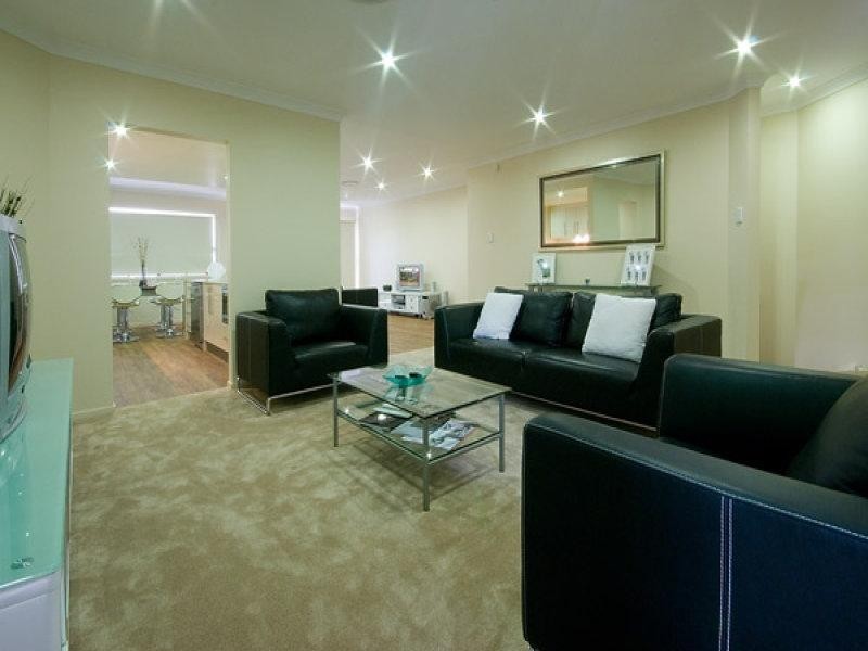 9/35 Azzurra Drive, Varsity Lakes QLD 4227