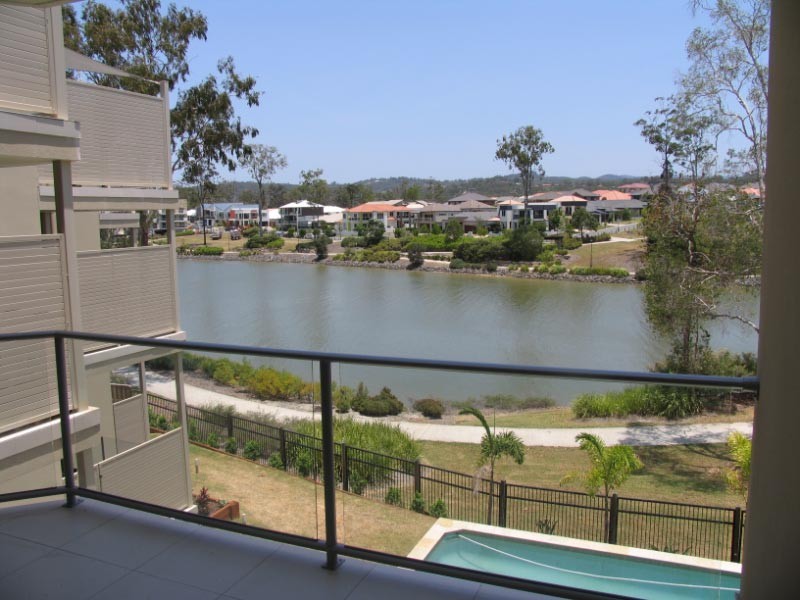 9/35 Azzurra Drive, Varsity Lakes QLD 4227