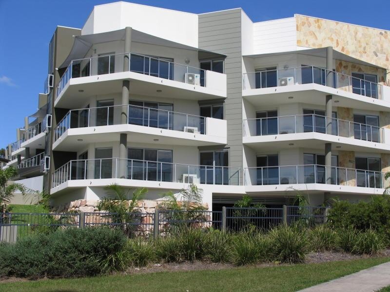 36 Castello Circuit, Varsity Lakes QLD 4227