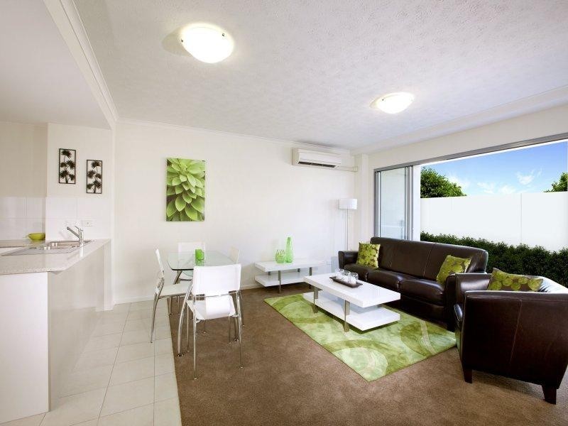 36 Castello Circuit, Varsity Lakes QLD 4227