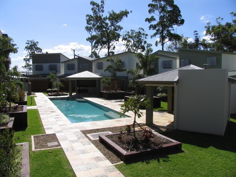 36 Castello Circuit, Varsity Lakes QLD 4227