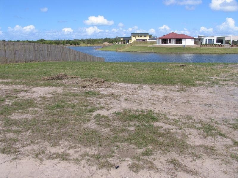 9 Bounty Circuit, Eli Waters QLD 4655