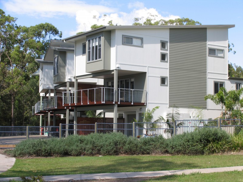 Varsity Lakes QLD 4227