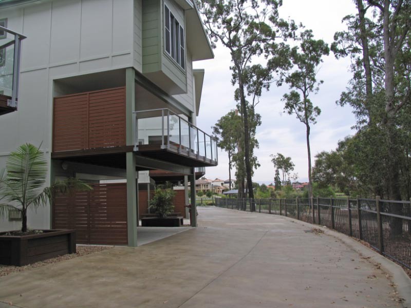 Varsity Lakes QLD 4227