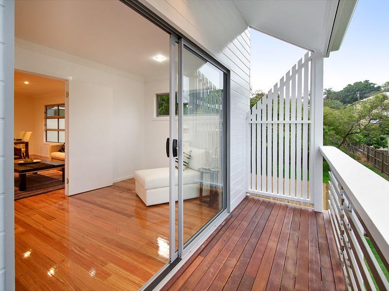 80 Plimsoll Street, Greenslopes QLD 4120