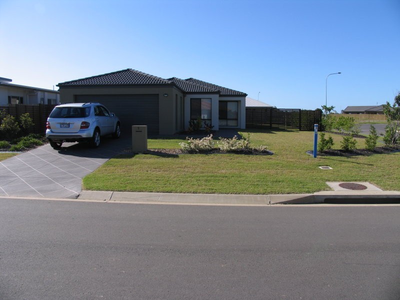 1 Fishburn Way, Hervey Bay QLD 4655