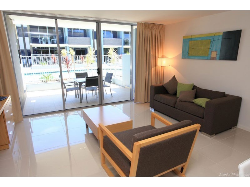627 Charlton Esplanade, Urangan QLD 4655