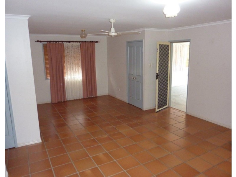 5 Leonard Court, Maryborough QLD 4650