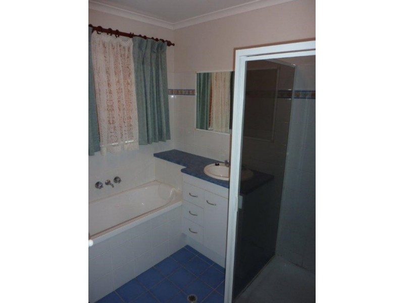 5 Leonard Court, Maryborough QLD 4650