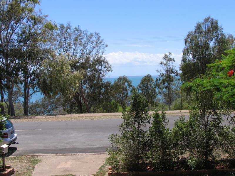 116 Esplanade, Point Vernon QLD 4655